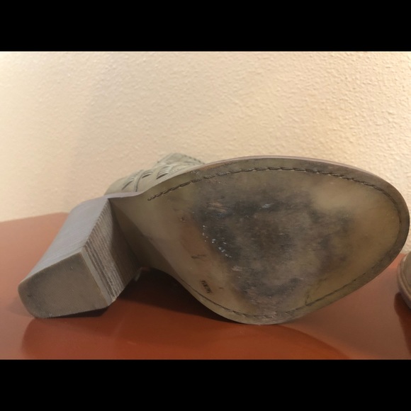 Vince Camuto Karinta bootie - Picture 6 of 7